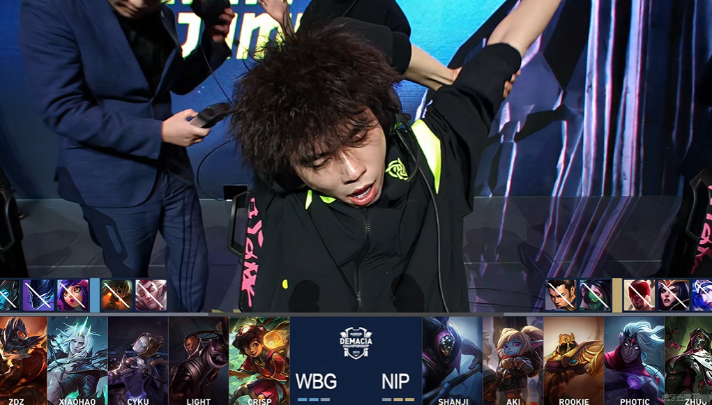 PG游戏-Rookie在西班牙队比赛中突破纪录，赛况扑朔迷离引发热议！的简单介绍