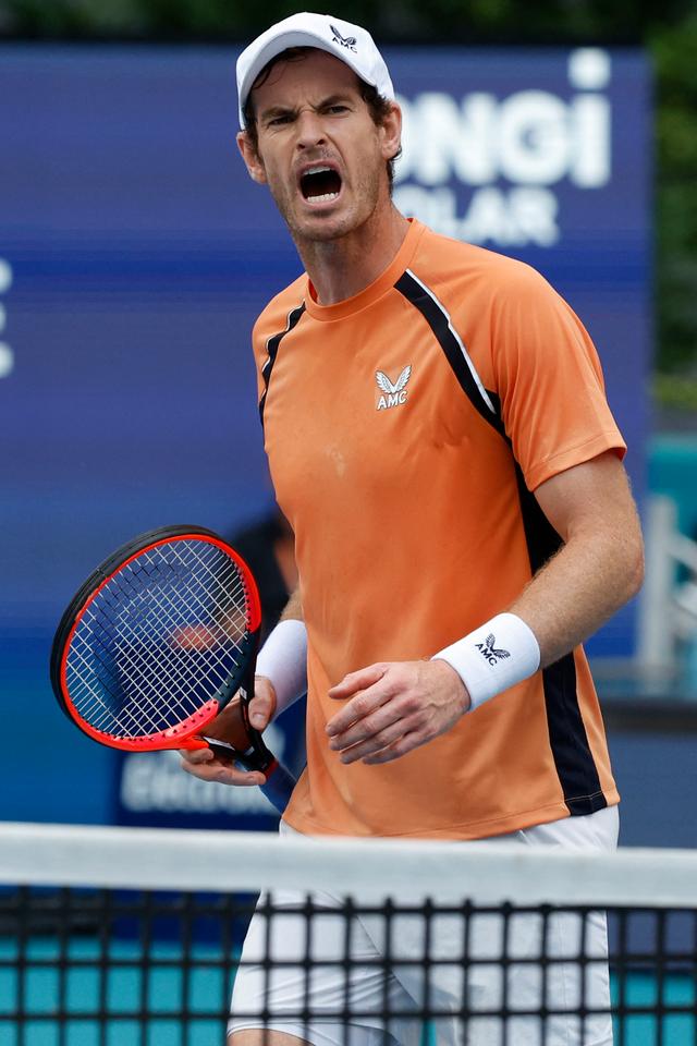 PG-穆雷回归赛场，爆冷首场状态亮眼，美国队观众沸腾！的简单介绍